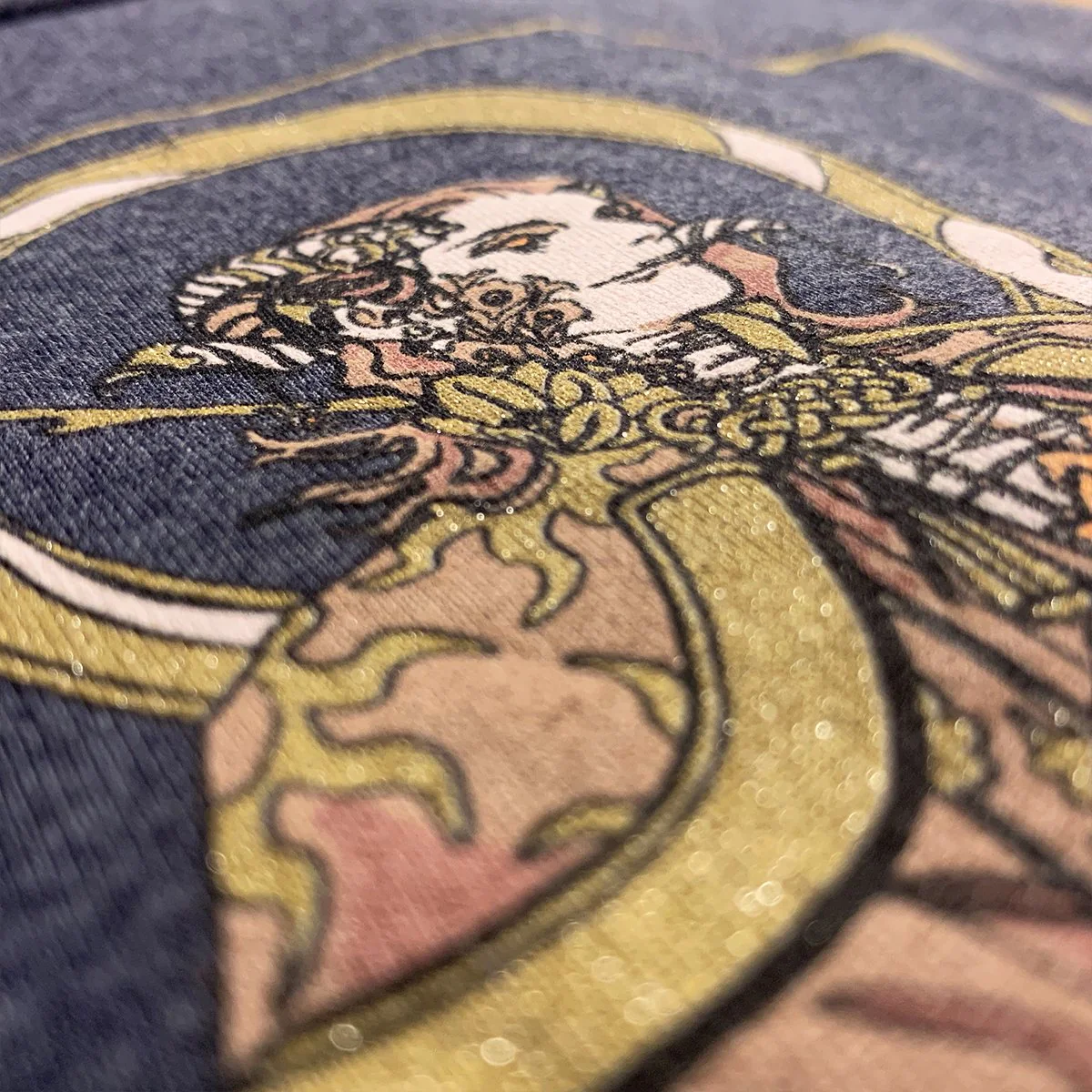 Mollymauk Tealeaf "Long May He Reign" T-shirt - Image 4